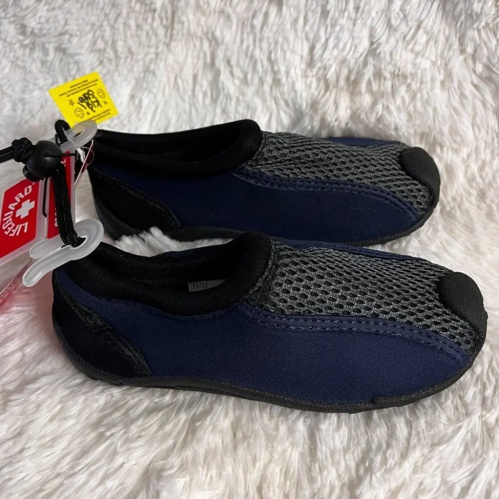 LIFEGUARD Boy's Size Small 11/12 Navy blue & Gray Water Shoe